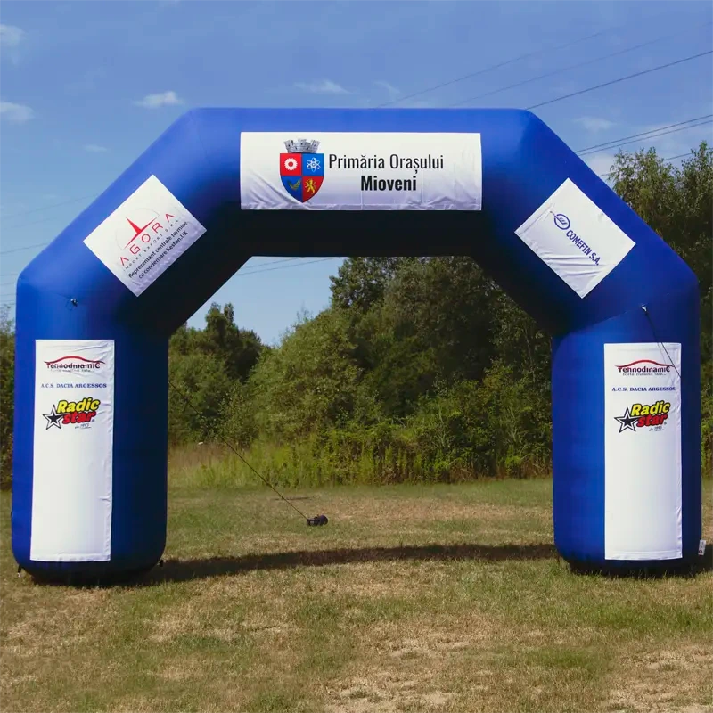 Polygonal Ventilátoros reklámkapu 6×4